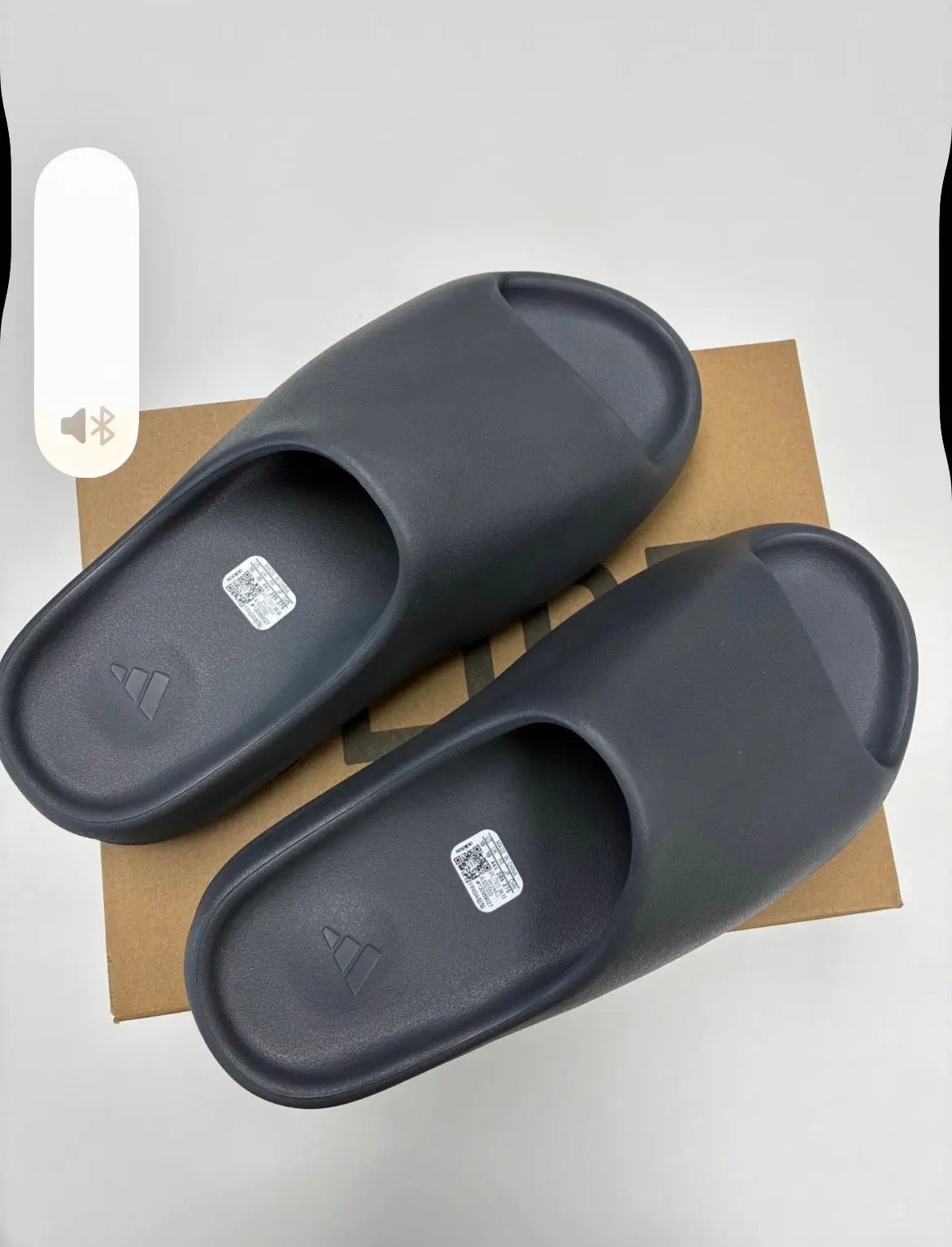 Adidas Yeezy Slide Dark Onyx